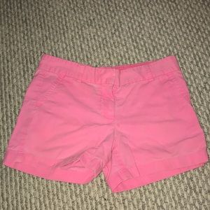 Pink vineyard vines shorts
